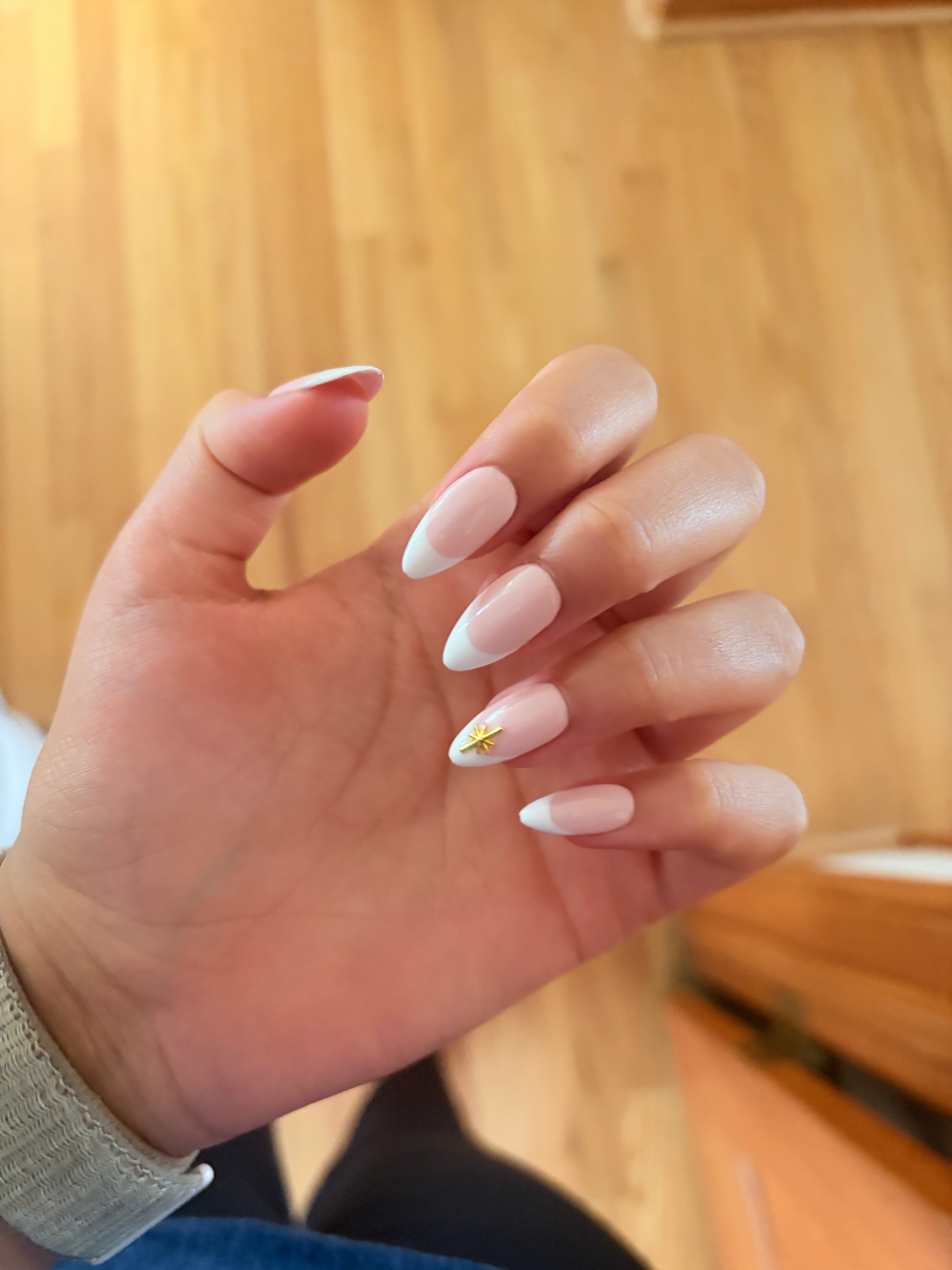 French Tip Press On Nails Set of 10 – Pink & White Almond Nails, Glossy French Manicure with Gold Starburst Charm